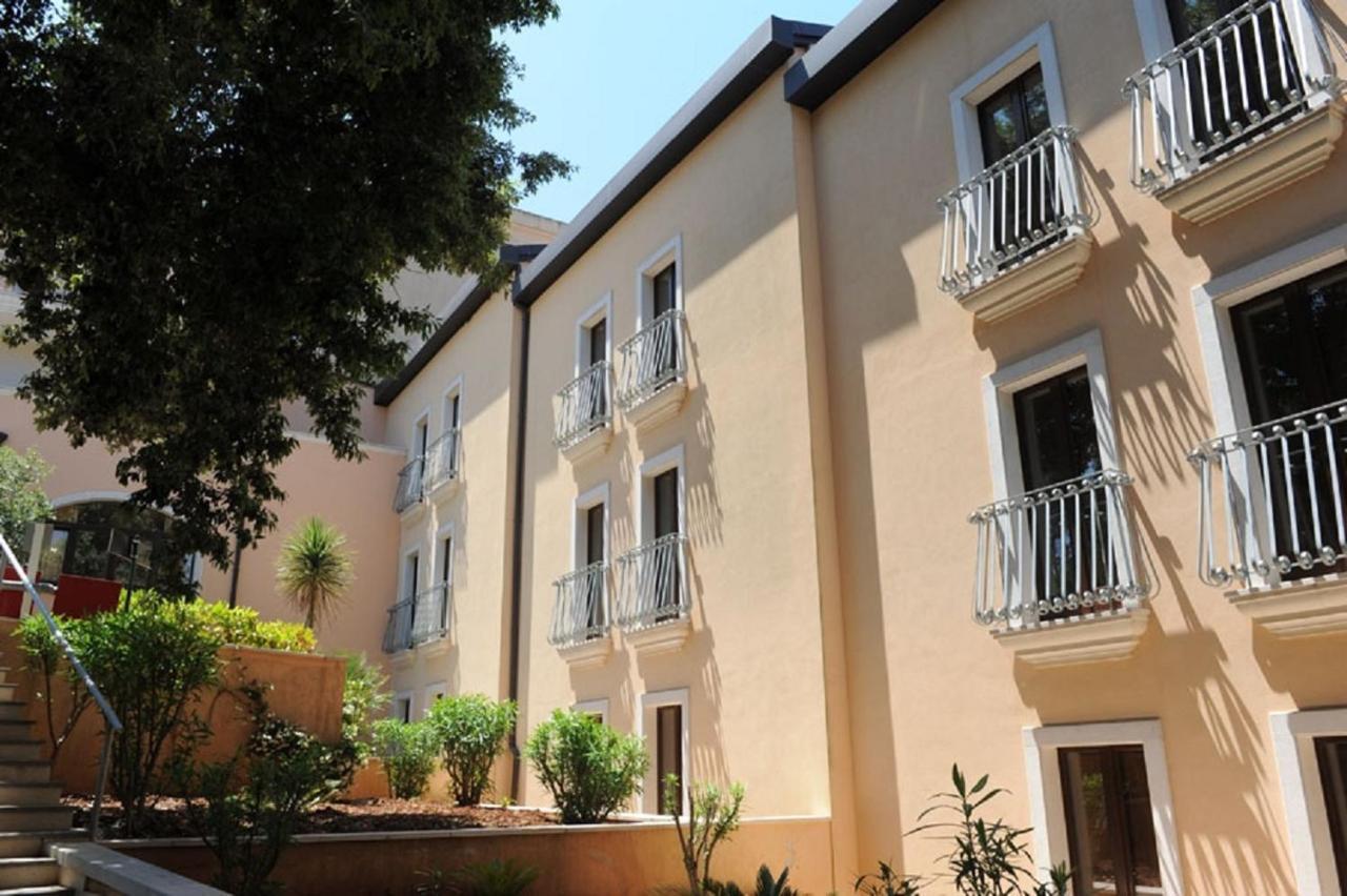 מרטינה פרנקה Hotel Villa Rosa מראה חיצוני תמונה