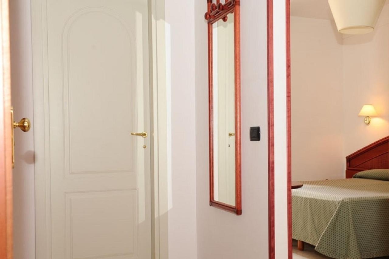 מרטינה פרנקה Hotel Villa Rosa מראה חיצוני תמונה